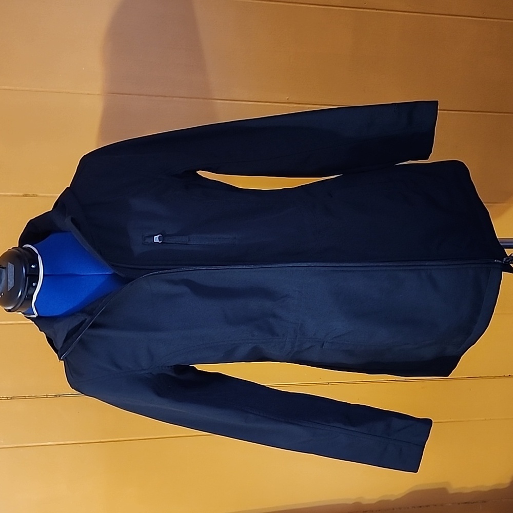 Free Tech jacket with hood